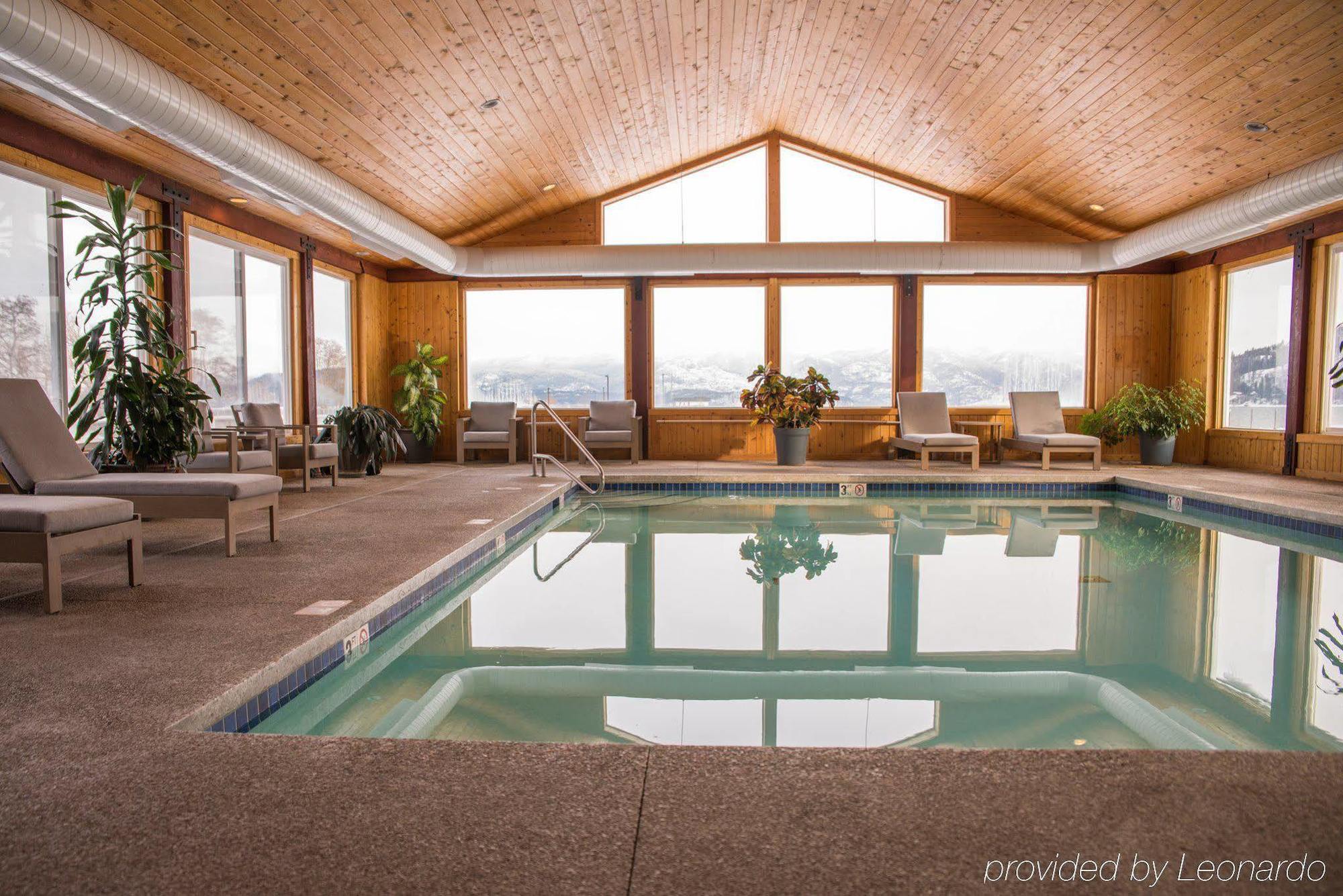 Western Edgewater 3*