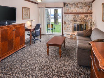 Western Edgewater Hotel
