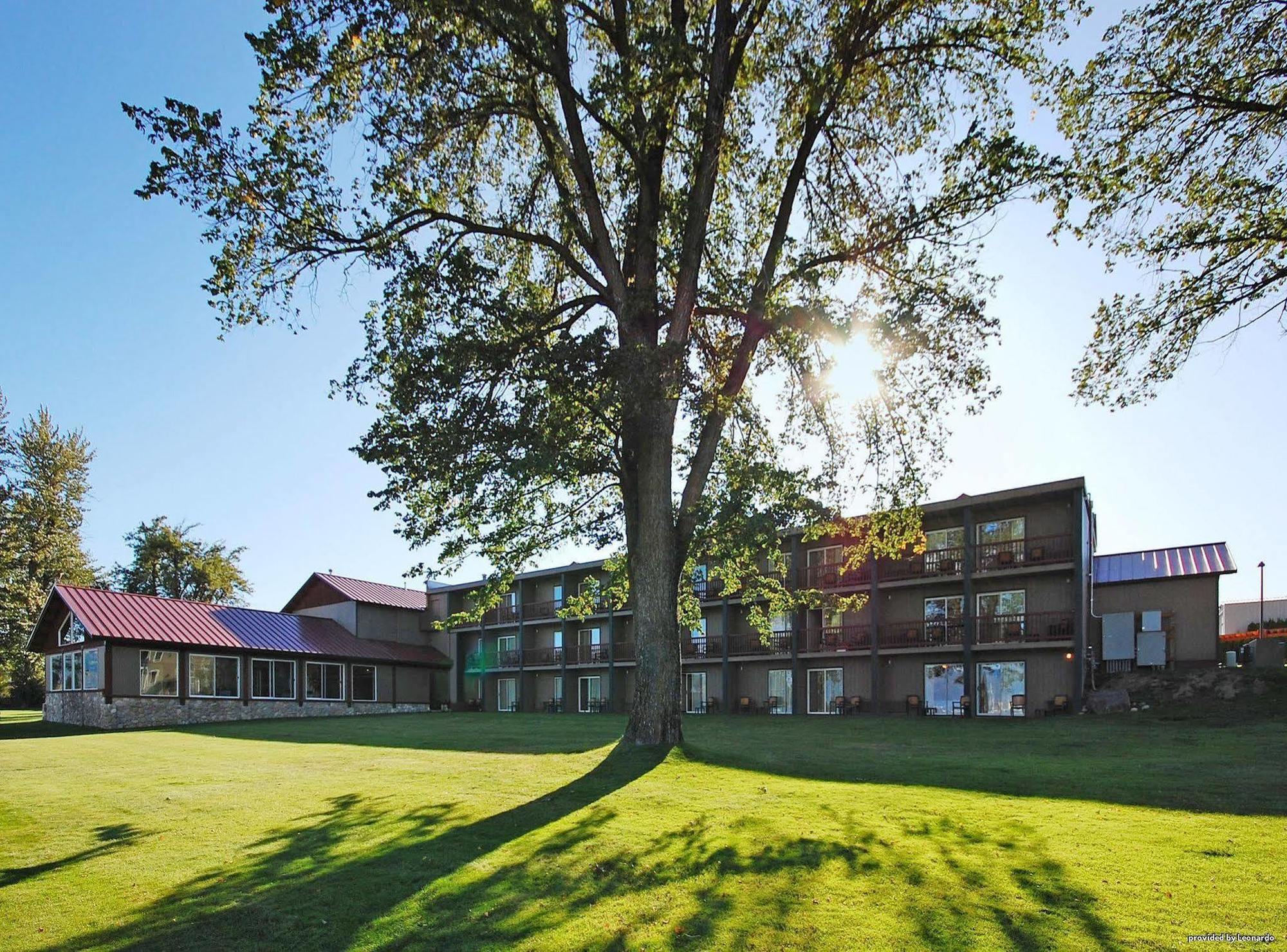 Western Edgewater 3* Sandpoint